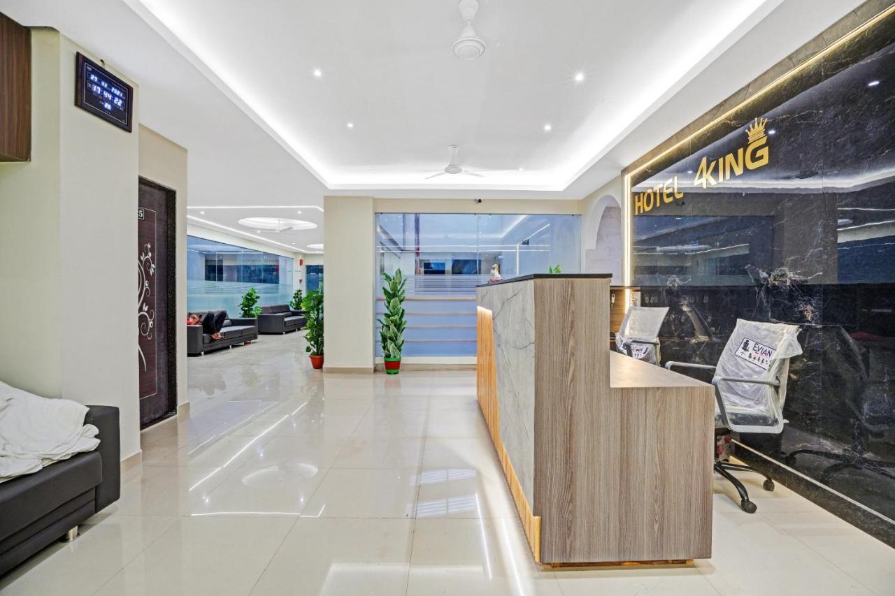 Collection O 83775 Hotel 4King Surat Esterno foto