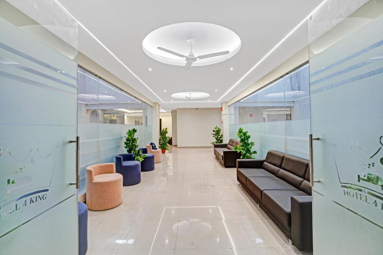Collection O 83775 Hotel 4King Surat Esterno foto