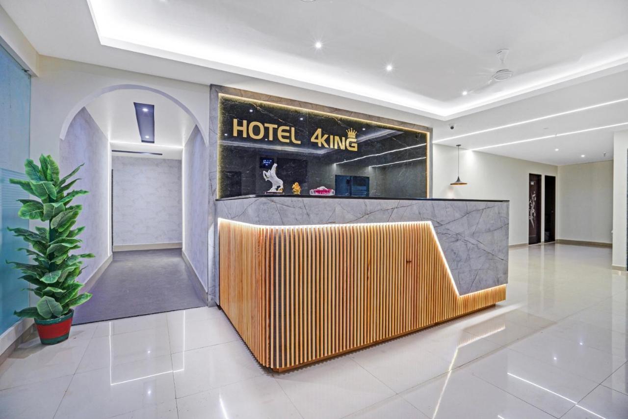 Collection O 83775 Hotel 4King Surat Esterno foto